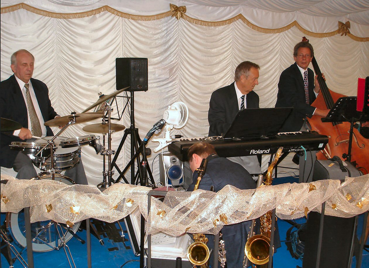 Dave Brown   Stan Bennett   David Hardman